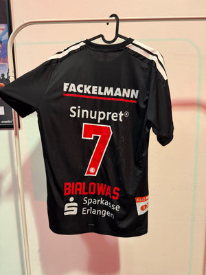 Signiertes Heimtrikot Schwarz #7 Yannik Bialowas – Rückseite, zweite Ansicht